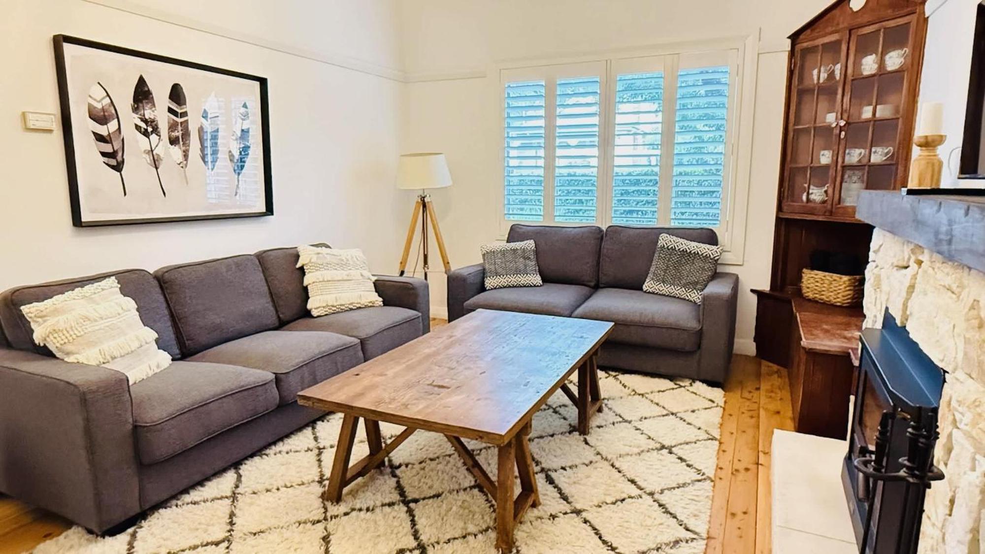 La Villette Sleeps 9 Fireplace Bbq Pet Friendly كاتومبا المظهر الخارجي الصورة